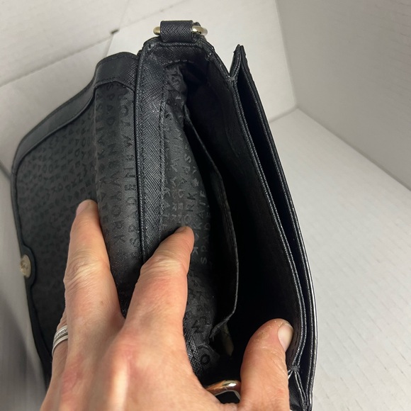 Kate Spade Elegant Black Crossbody Bag - Picture 9 of 10